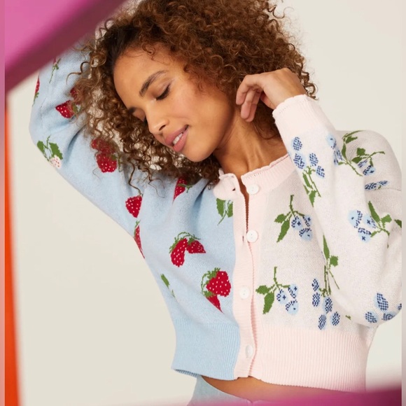 Rachel Antonoff Blake Berry Cardigan Strawberries Knit Sweater Split Patterns M - Picture 5 of 7